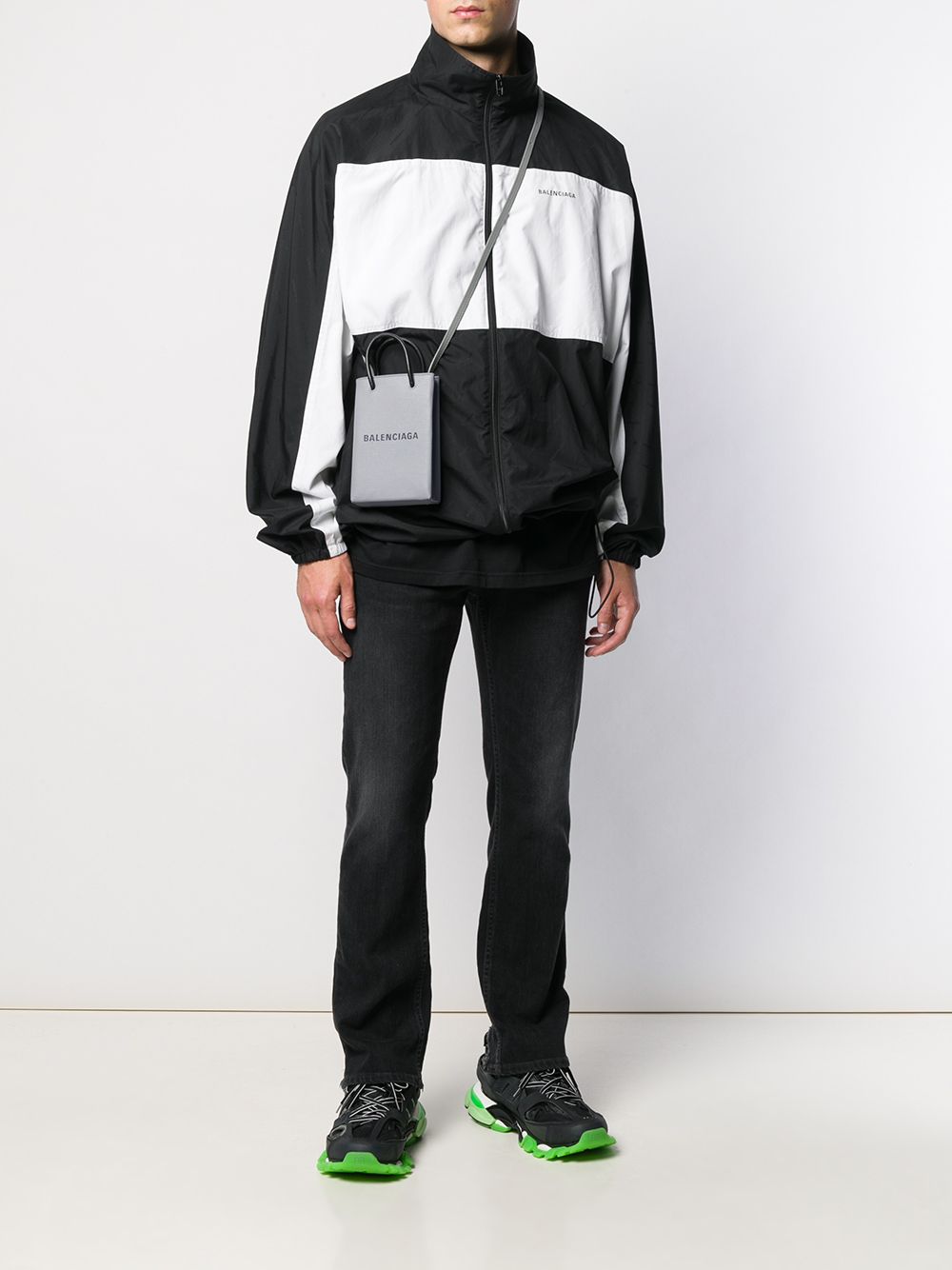 Balenciaga logo print crossbody bag - Image 2